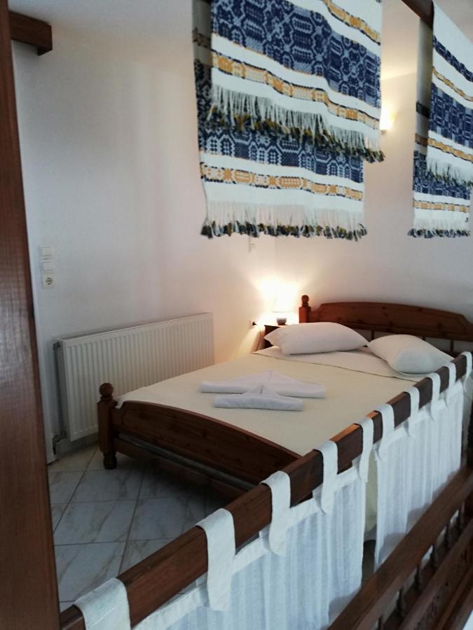 Blue House Lejlighedshotel Acherounes Eksteriør billede