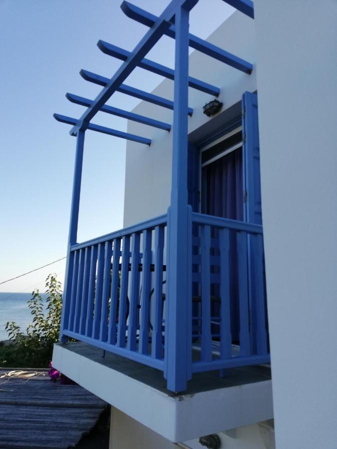 Blue House Lejlighedshotel Acherounes Eksteriør billede